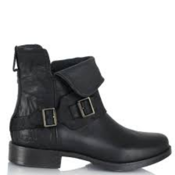 Sale⭐ 190$- - Ugg Cybele Lodge Mens leather boots - Picture 2 of 16